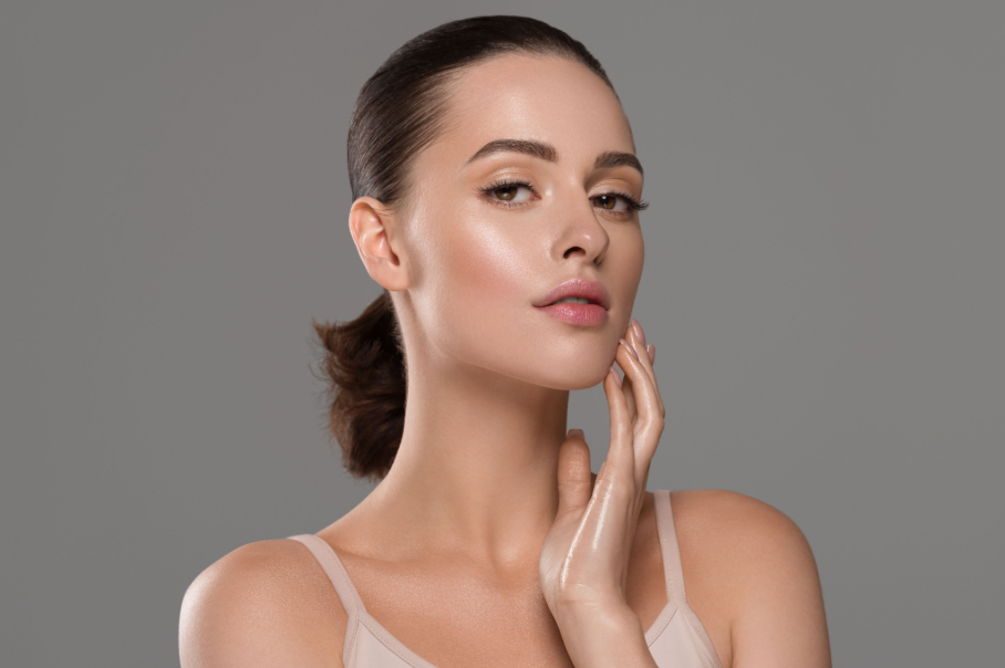 Seasonal Skin Savvy: How to Keep Your Glow Through Every Weather Change